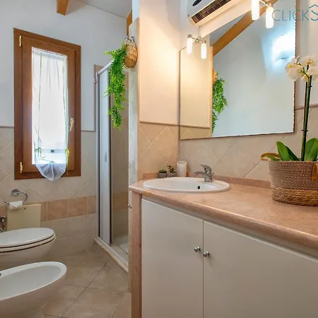 Апартаменты Casa Sant'anna In Brionis Con Grande Veranda Vista Mare Альгеро